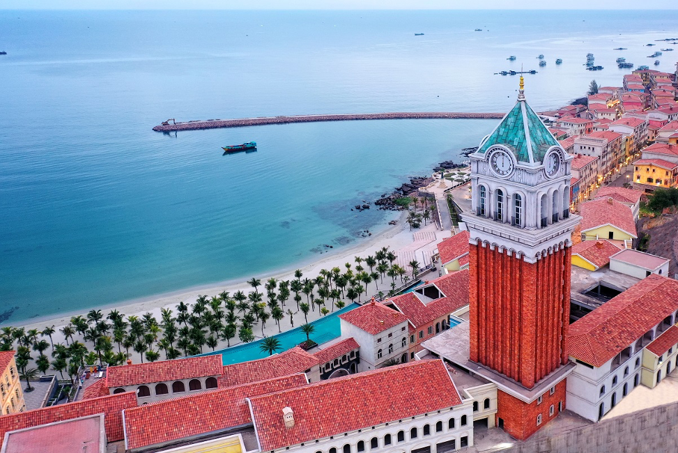 Tầm nhìn biển Phú Quốc của La Festa Phu Quoc, Curio Collection by Hilton từ trên cao