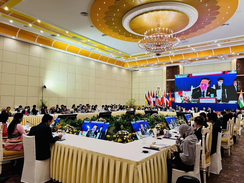 Toàn cảnh cuộc họp giữa các Bộ trưởng kinh tế ASEAN và các nước đối tác. Ảnh: Bộ Công Thương